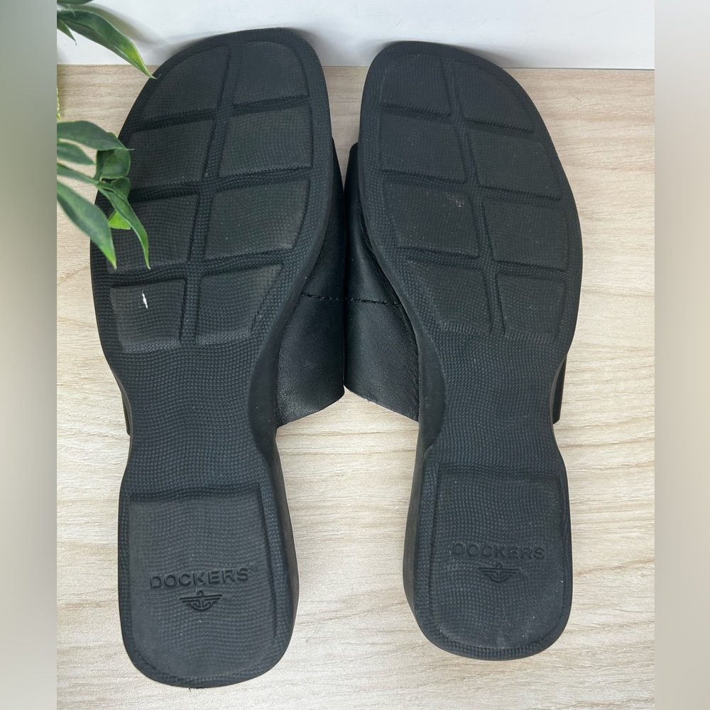 Dockers Women's Black Slide Sandals - Picture 7 of 7